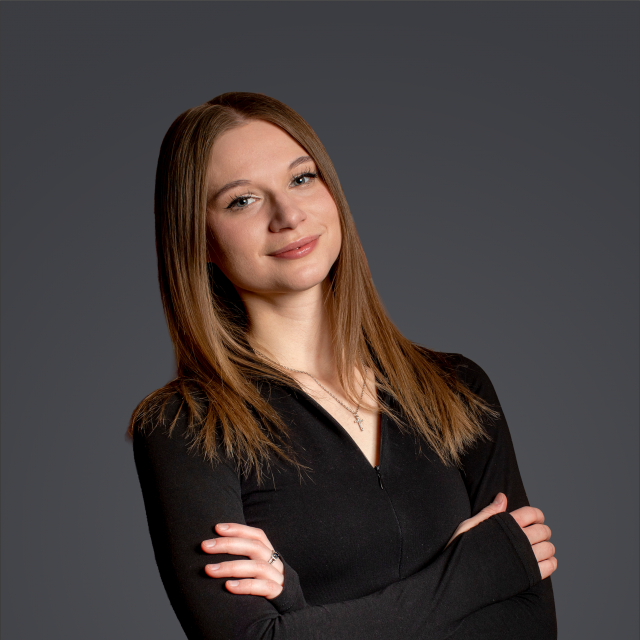 МЕНЬКОВА ДАРЬЯ